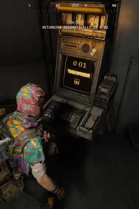 ARC Raiders Buried City metro transport interior with RETURNING AUTOMATICALLY and a recorded 0:02 countdown